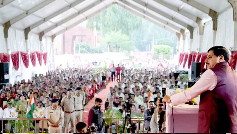 कर्मचारियों के हित और प्रमोशन से जुड़ा सरकार का इमोशन, CM डॉ. यादव ने फैसले पर कही बड़ी बात