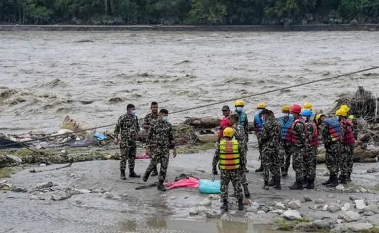 नेपाल में भोटेकोशी का रौद्र रूप, तेज बहाव के बाद रसुवा-नुवाकोट समेत निचले इलाकों में चेतावनी