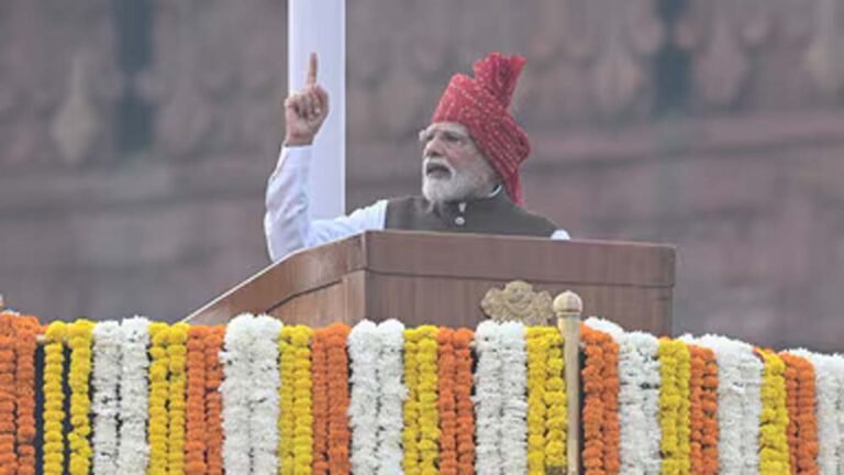 ‘दिमागी नक्सल’ पर सियासी संग्राम: कांग्रेस-TMC समेत विपक्ष ने PM मोदी को घेरा