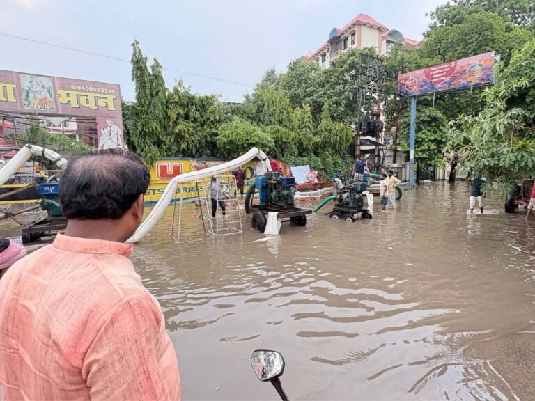 बारिश से बेहाल प्रयागराज में हाईकोर्ट का कड़ा रुख, नगर निगम को 24 घंटे की डेडलाइन