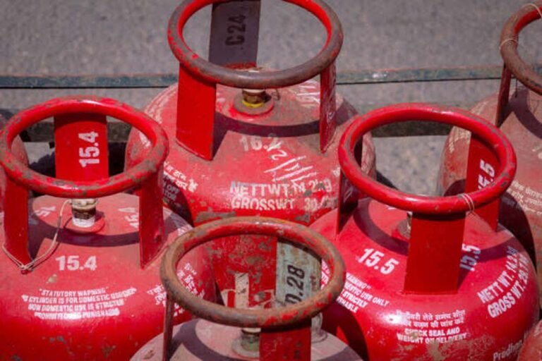 23 अगस्त तक करा लें LPG ई-केवाईसी, वरना न मिलेगा सिलिंडर और न सब्सिडी