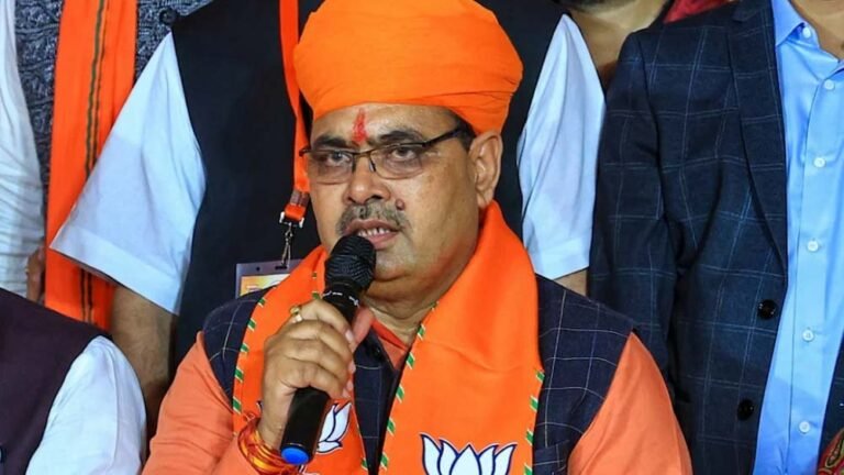 राजस्थान में BJP के टिकट बंटवारे पर घमासान, अलवर में मंडल अध्यक्षों ने दिया इस्तीफा