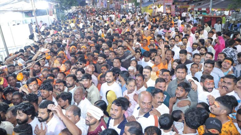 महाकाल के दरबार में उमड़ा आस्था का सैलाब, 8 दिनों में पहुंचे 29 लाख से अधिक श्रद्धालु