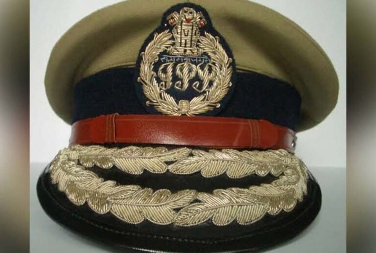 कांवड़ यात्रा के बाद यूपी पुलिस में तबादले, कई जिलों के कप्तान भी बदलेंगे