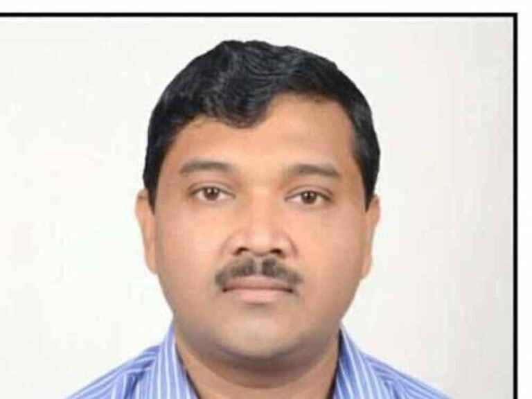 FIR के बाद कुलसचिव कुलदीप को बड़ा झटका, वित्तीय कामकाज से हटाया गया