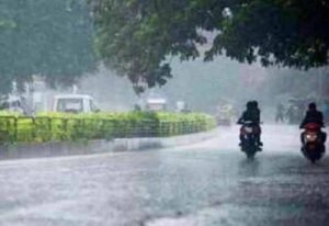 छत्तीसगढ़ में बदला मौसम, रायपुर-मुंगेली में जमकर बरसे बादल; उत्तर CG में भारी बारिश की चेतावनी