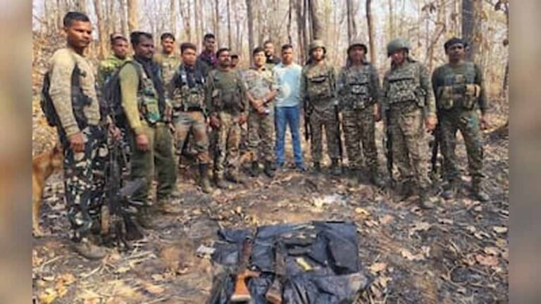 छत्तीसगढ़ में नक्सलियों के मंसूबों पर चोट, सुरक्षा बलों ने डंप से हथियार और 47 कारतूस किए जब्त