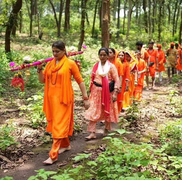 अमरकंटक से नर्मदा जल लेकर रवाना हुए कांवड़िए, विधायक भावना बोहरा ने किया नेतृत्व
