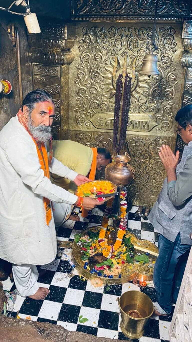 सिहावा-नगरी के शिव तीर्थों में पहुंचे सांसद भोजराज नाग, विधिवत की पूजा-अर्चना