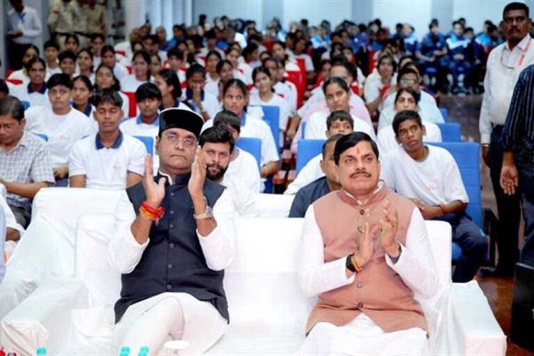 प्रधानमंत्री मोदी ने नशामुक्त युवा फॉर विकसित भारत संकल्प के राष्ट्रव्यापी अभियान का किया शुभारंभ