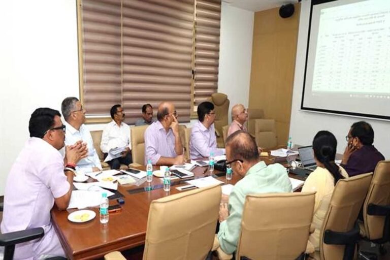 पात्र व्यक्तियों तक पहुंचे योजनाओं का लाभ