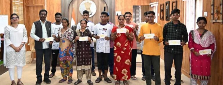 नारायणपुर में आत्मसमर्पित 50 युवाओं के लिए 70.68 लाख रुपए की प्रोत्साहन राशि मंजूर