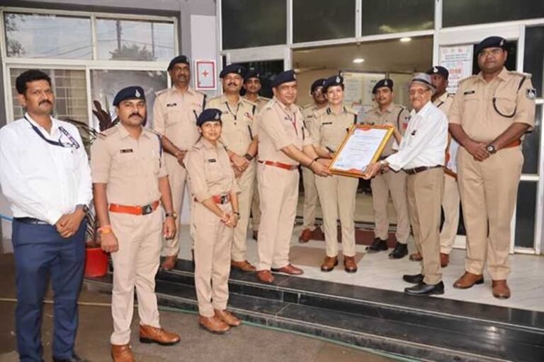 5 पुलिस थानों एवं पुलिस अधीक्षक कार्यालय को मिला ISO प्रमाणन