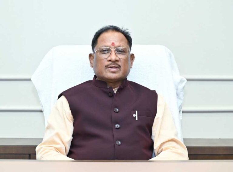 मुख्यमंत्री  विष्णु देव साय ने असम के मुख्यमंत्री  हिमंत बिस्वा सरमा से दूरभाष पर की चर्चा