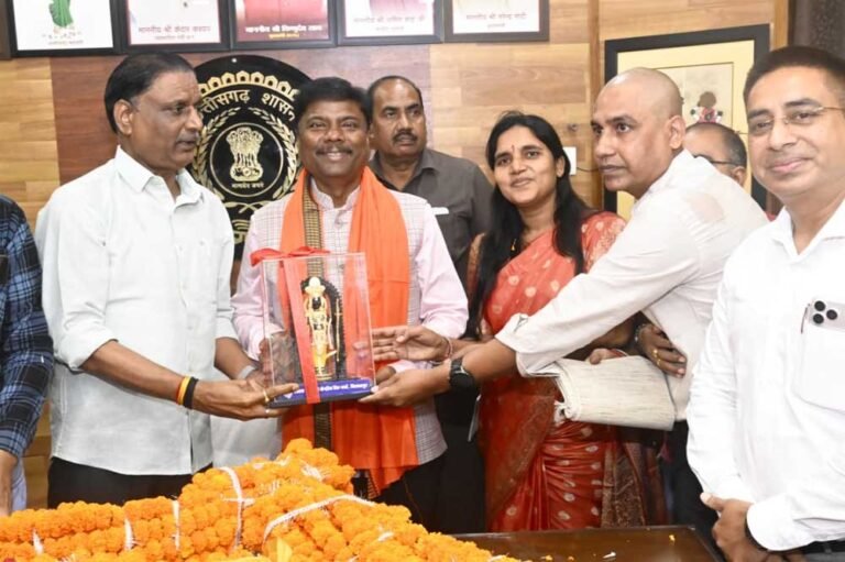 नई सहकारी समितियों में बुनियादी सुविधाएं विकसित करने के निर्देश
