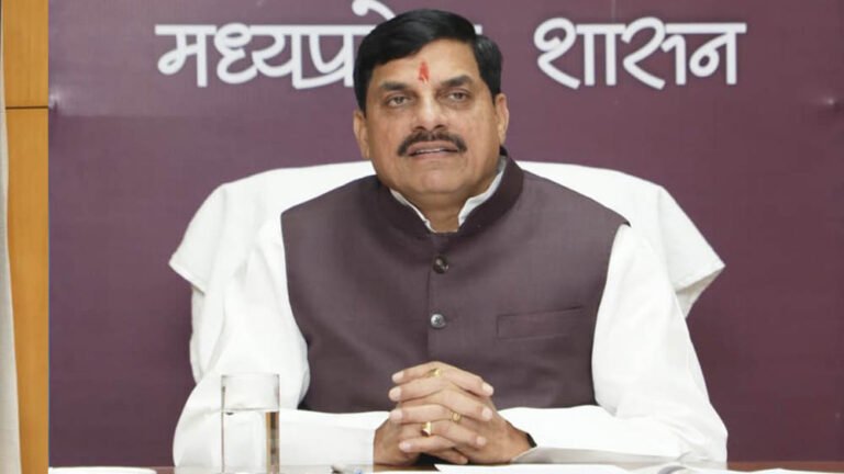 बाढ़ की दशा में संबंधित विभाग जनता को राहत पहुंचाने के लिए सक्रिय रहें : मुख्यमंत्री डॉ. यादव