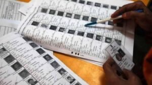 दिल्ली में 1.45 करोड़ में से 47.7 लाख वोटरों के नाम ड्राफ्ट लिस्ट से गायब, जानें कैसे जुड़वाएं नाम