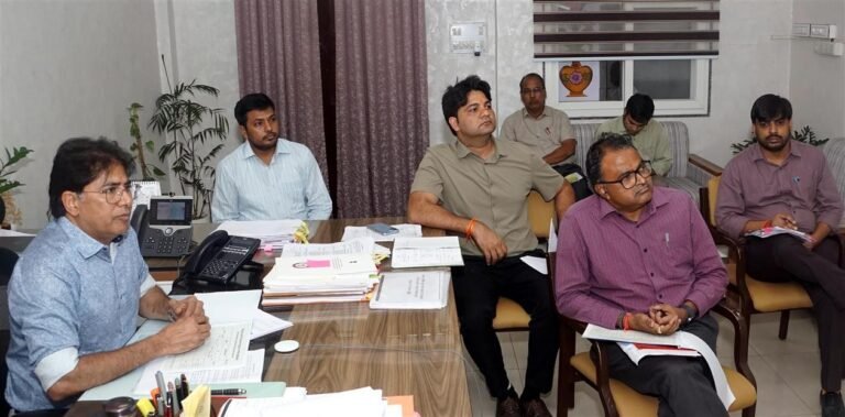 स्कूल निर्माण में लापरवाही बर्दाश्त नहीं, राजस्थान में कनिष्ठ अभियंता निलंबित, अधिकारियों को सख्त निर्देश