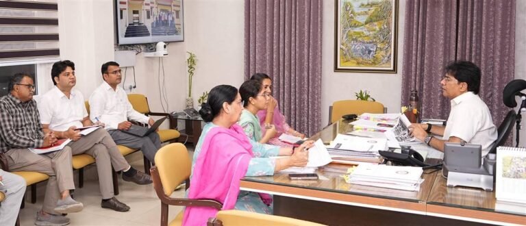 मॉडल स्कूलों में शत-प्रतिशत नामांकन और बेहतर परीक्षा परिणाम पर सरकार का फोकस