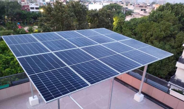 उत्तर प्रदेश में 2,769.59 मेगावाट सौर क्षमता स्थापित, सवा लाख से अधिक उपभोक्ताओं का बिजली बिल हुआ शून्य