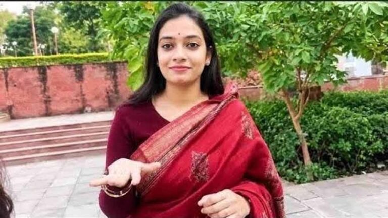 भोपाल के फर्जी IAS केस में बड़ा मोड़, पीड़िता से रिश्वत मांगने का आरोप; ASI और हवलदार पर कार्रवाई