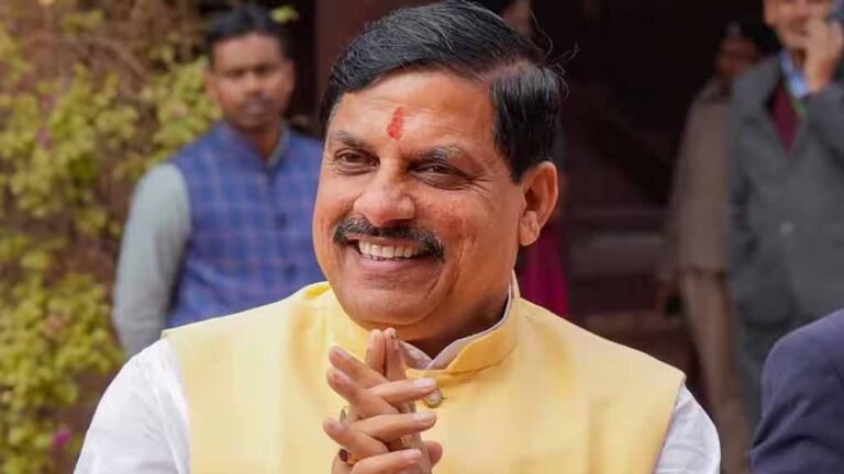 मेधावी विद्यार्थियों के लिए बड़ी सौगात, आज CM यादव 7400 से अधिक छात्रों को देंगे स्कूटी
