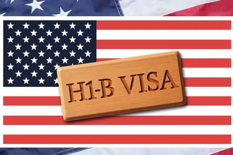 H-1B Visa Fee को लेकर भारतीयों की बढ़ी चिंता, ट्रंप प्रशासन ने शुल्क व्यवस्था में किया बदलाव