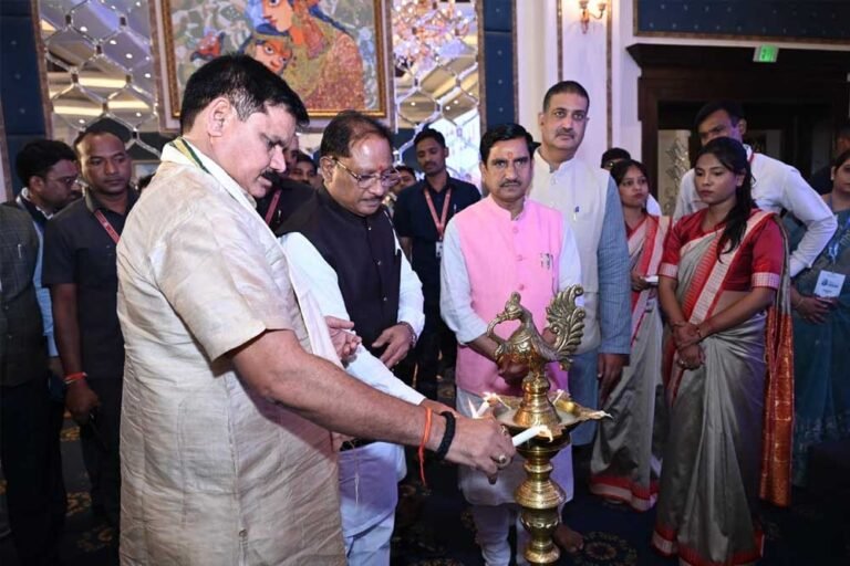 मुख्यमंत्री विष्णु देव साय ने खनिज विकास के प्रति राज्य की प्रतिबद्धता पर दिया जोर