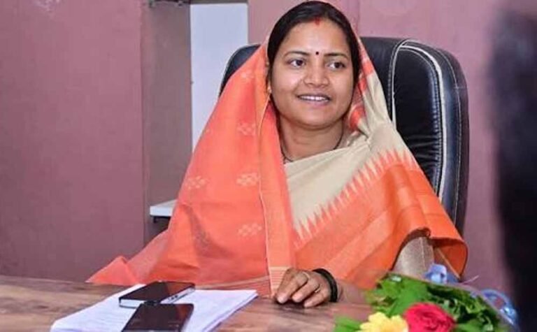 भटगांव के 7 धान उपार्जन केंद्र होंगे सुविधा-संपन्न, मंत्री लक्ष्मी राजवाड़े की पहल