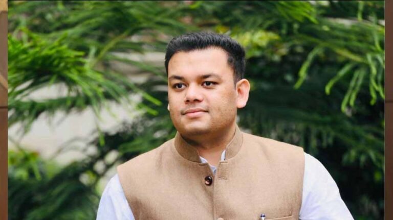 ‘तुष्टीकरण के चलते अखिलेश नहीं देते ‘बाबू जी’ को श्रद्धांजलि’: संदीप सिंह