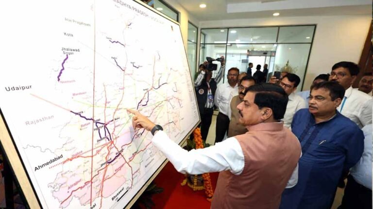 नितिन गडकरी-CM मोहन ने शुरू की सुगम परिवहन सेवा, 351 बसें दौड़ेंगी
