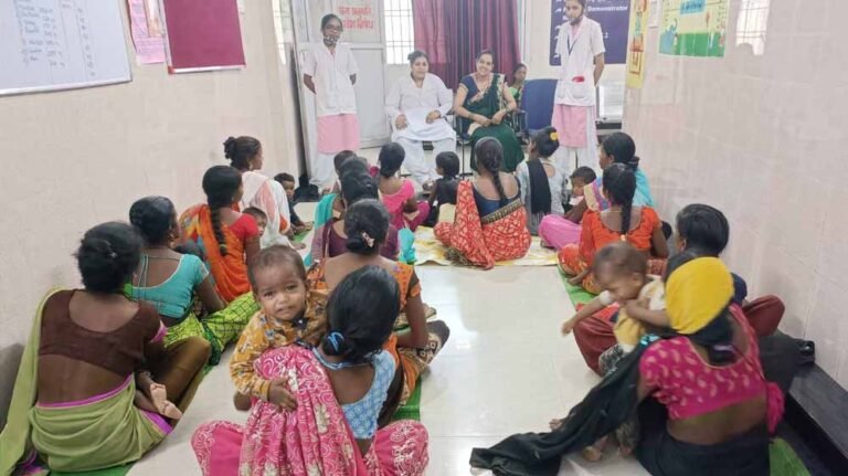 सेवा की कहानी : पोषण पुनर्वास केंद्र से लौट रही बच्चों के चेहरे की मुस्कान