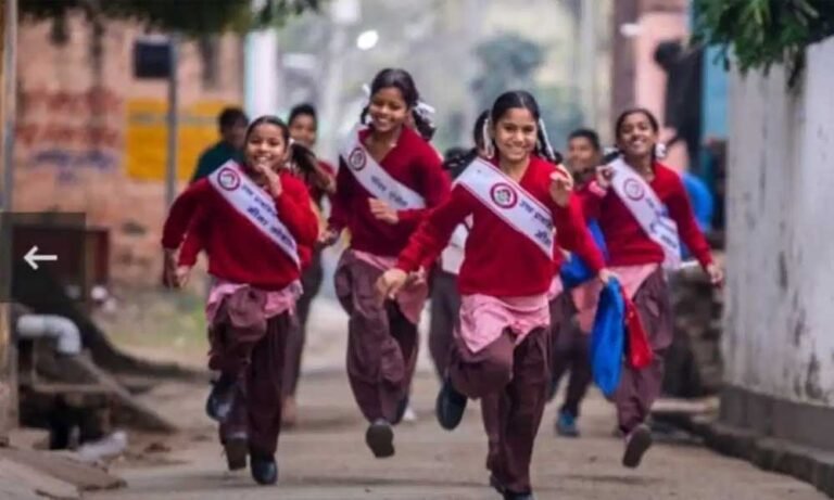 UP में बेटियों की शिक्षा को मिलेगी नई ताकत, कस्तूरबा विद्यालयों के कायाकल्प के लिए ₹101.49 करोड़ जारी