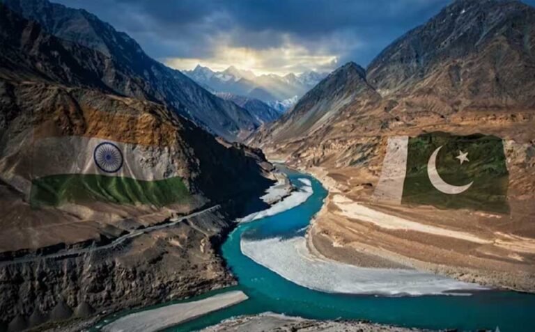 Indus Water Treaty: पाकिस्तान दिखा रहा हेग कोर्ट का कागज, भारत ने ठुकराया फैसला; जानें पूरा विवाद