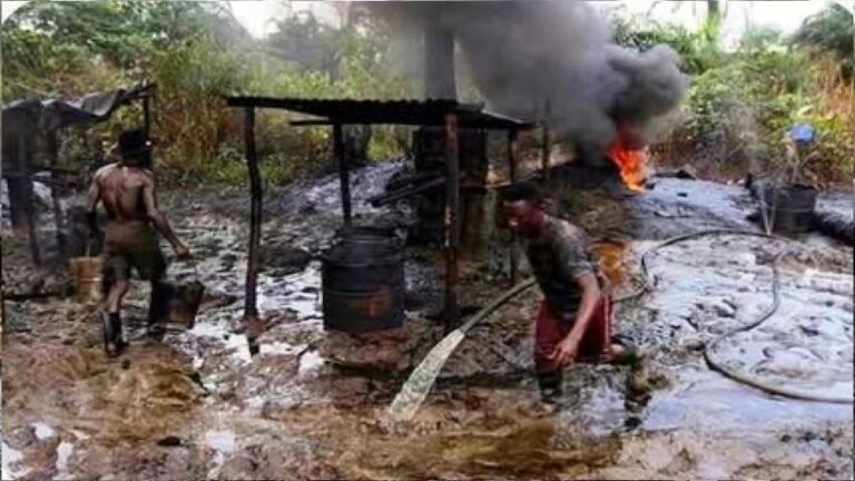 तेल चोरी की कोशिश बनी जानलेवा, नाइजीरिया में जहरीली गैस की चपेट में आए 37 लोग