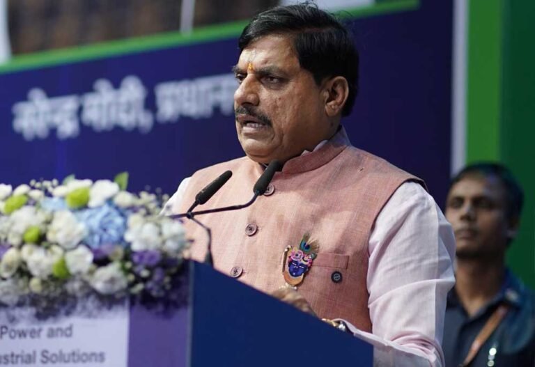 मध्यप्रदेश के पावर सेक्टर को मिली नई रफ्तार, सीएम मोहन यादव ने औद्योगिक विकास पर जताई प्रतिबद्धता