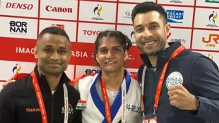 जीत की उम्मीद टूटी तो रो पड़ीं सुचिका तारियाल, सेमीफाइनल में सिंगापुर की फाइटर से हार