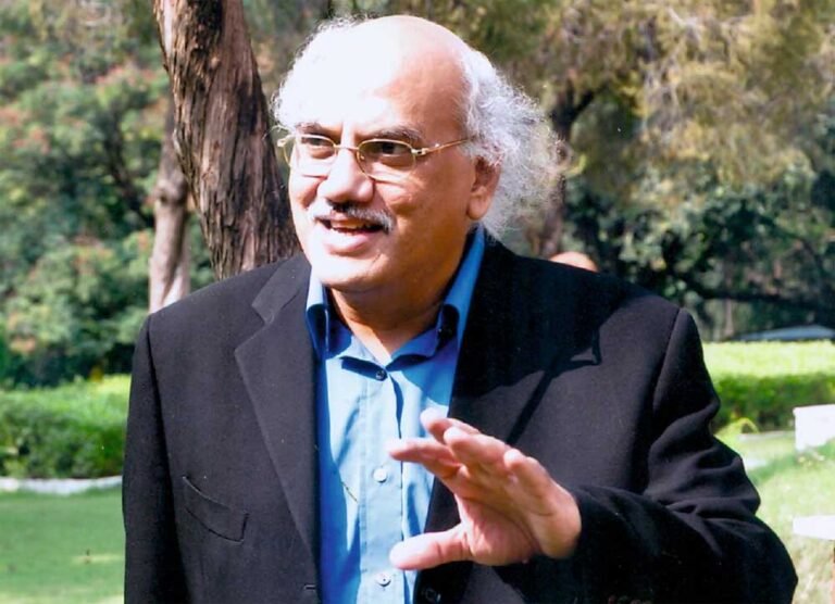 संतोष चौबे को मानद डॉक्टरेट की उपाधि