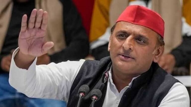 दिनेश प्रताप सिंह का पलटवार-‘अखिलेश यादव ने लाल रंग को भय का प्रतीक बना दिया’