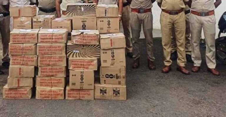 संकुल समन्वयक और शिक्षक निकले शराब तस्कर, 7 गिरफ्तार; 40 पेटियां बरामद