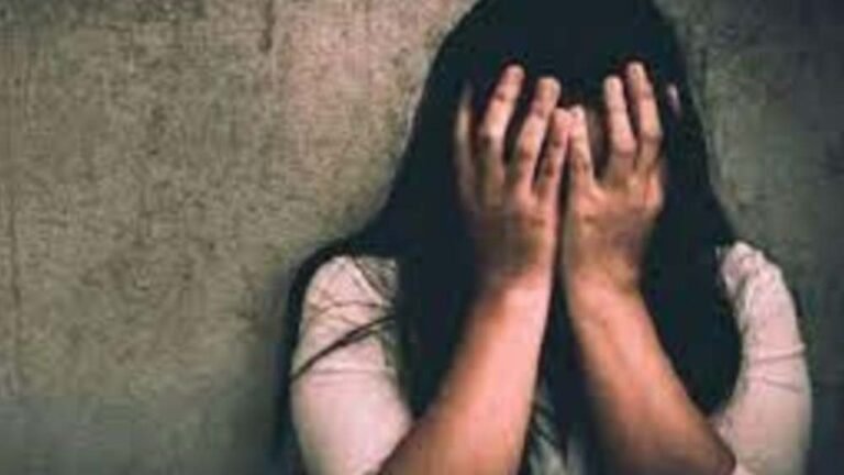 छत्तीसगढ़ में गिरफ्तारी के बाद सहायक शिक्षक पर गिरी गाज