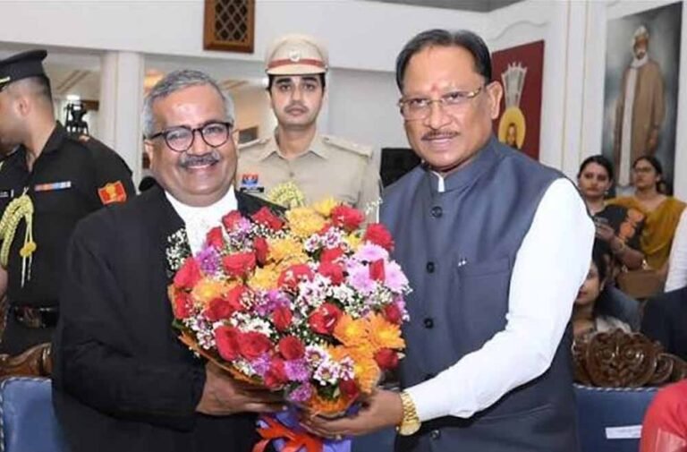 मां महामाया की भूमि पर पहुंचे CG चीफ जस्टिस महापात्र, बोले- यहां आना मेरे लिए सौभाग्य