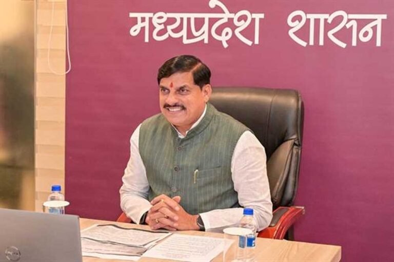 कृषि को केवल जीविकोपार्जन का साधन न मानकर इसे किसानों के लिए लाभ का व्यवसाय बनाया जाए