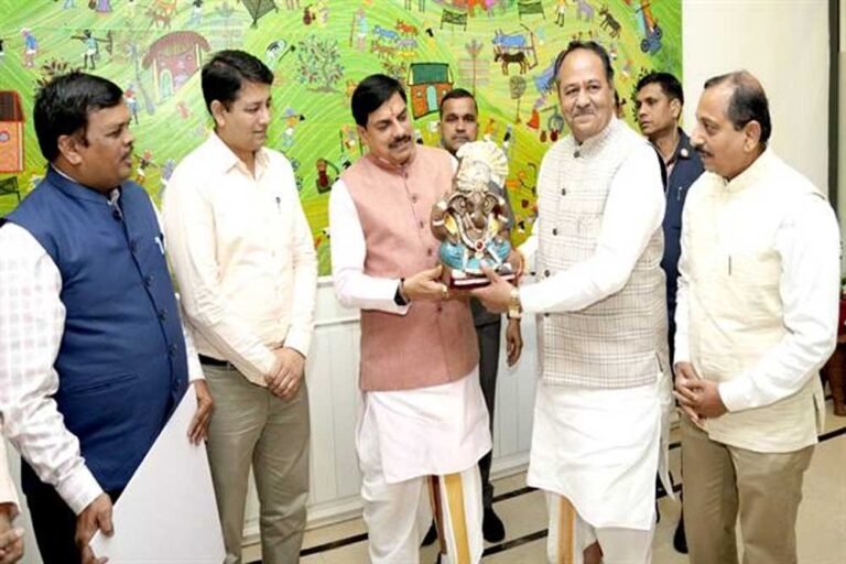 मुख्यमंत्री डॉ. यादव ने “माटी गणेश-सिद्ध गणेश” अभियान का किया शुभारंभ