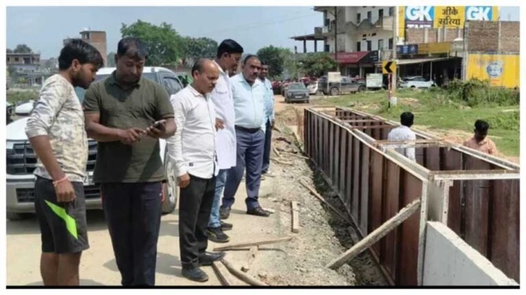 NH निर्माण की गुणवत्ता पर उठे सवाल, मौके पर पहुंचे अध्यक्ष-उपाध्यक्ष; काम कराया बंद