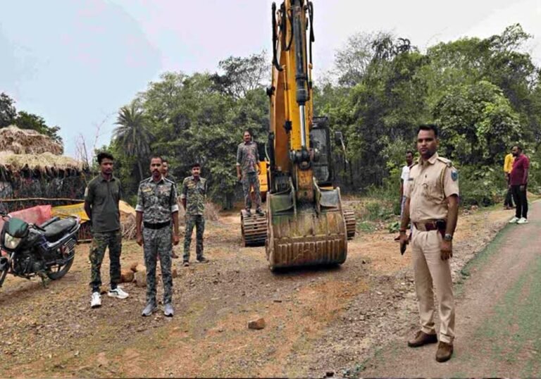 अवैध खनन को लेकर बालाघाट में भिड़े ग्रामीण, लाठी-डंडों से 15 घायल
