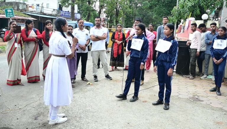 नुक्कड़ नाटक,  रंगोली,  ड्रॉइंग एवं भाषण प्रतियोगिताओं में विद्यार्थियों ने दिखाई राष्ट्र निर्माण की कल्पना, युवा शक्ति, स्वच्छता, पर्यावरण संरक्षण और आत्मनिर्भरता को बनाया केंद्र