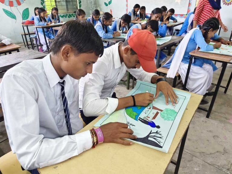 25 करोड़ बच्चों के सपनों को भारत  हर बच्चों को अवसर, हर सपनों को उड़ान: विकसित भारत का संकल्प