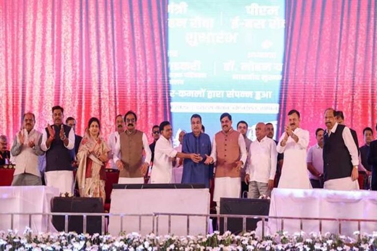 मध्यप्रदेश सरकार ने नवाचार के साथ सार्वजनिक परिवहन को दोबारा किया शुरू : केन्द्रीय मंत्री  गडकरी