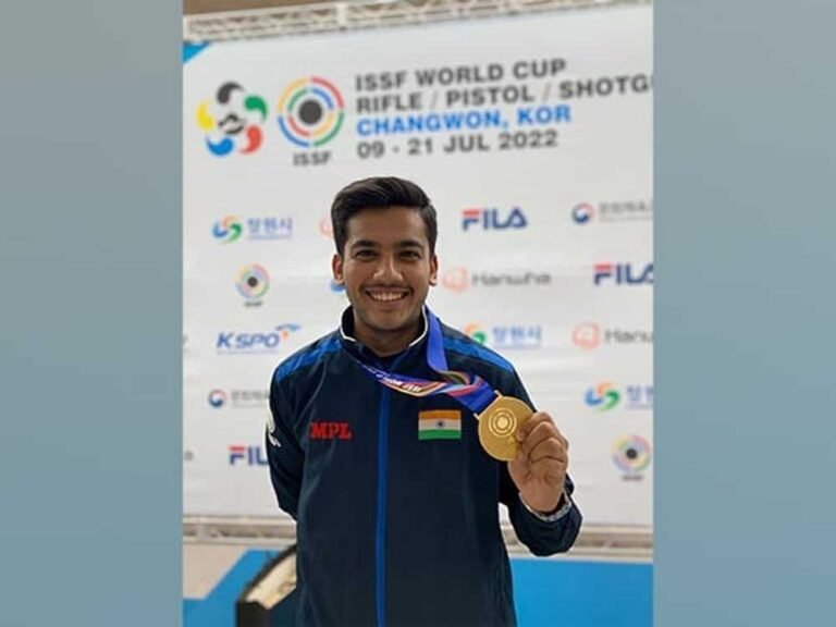 एशियन गेम्स में ऐश्वर्य की ‘सटीक निशानेबाजी से देश को मिला रजत पदक